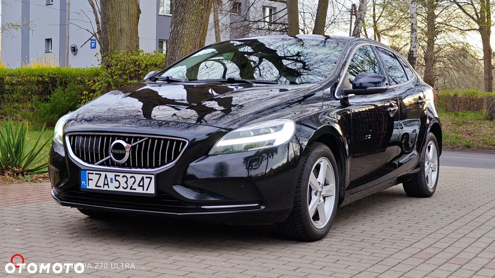 Volvo V40 T4 Drive-E Inscription - 1