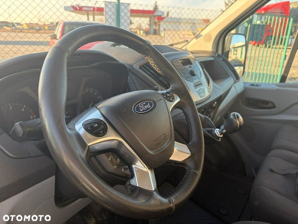 Ford Transit - 8