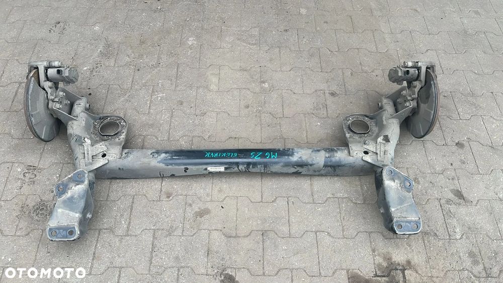 BELKA OŚ ZAWIESZENIA TYŁ MG ZS EV - 1