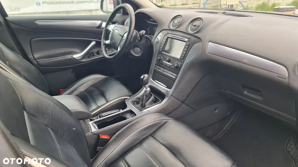 Ford Mondeo 2.0 TDCI Business Edition - 22