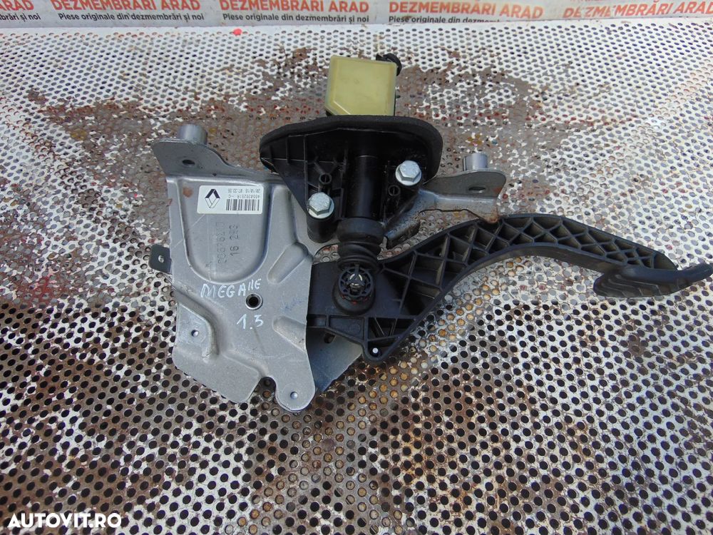 Pedala Ambreiaj Renault Megane 4 cod 465036251r an 2016-2023 - 2