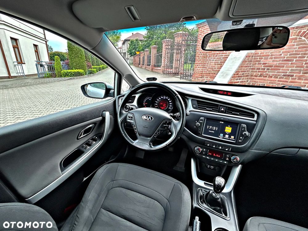Kia Ceed 1.4 S - 27