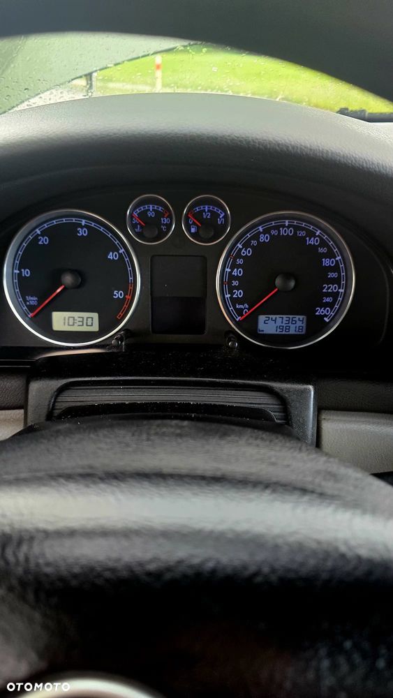 Volkswagen Passat 1.9 TDI - 13