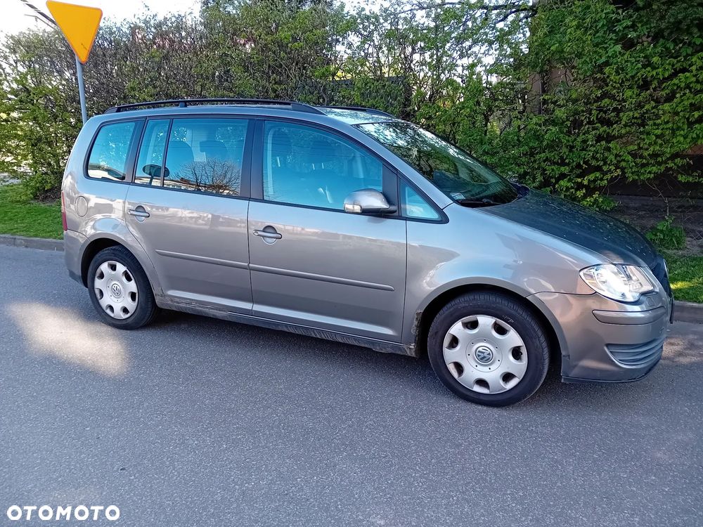 Volkswagen Touran 1.9 TDI Welcome - 3