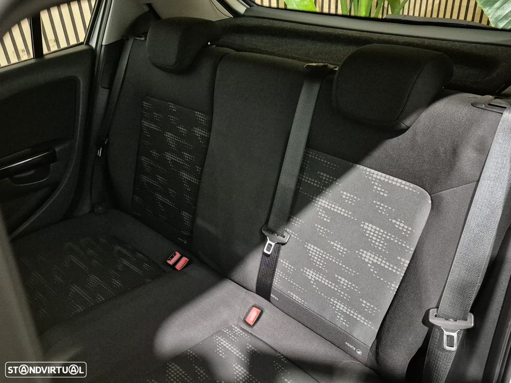 Opel Corsa 1.2 Cosmo - 20