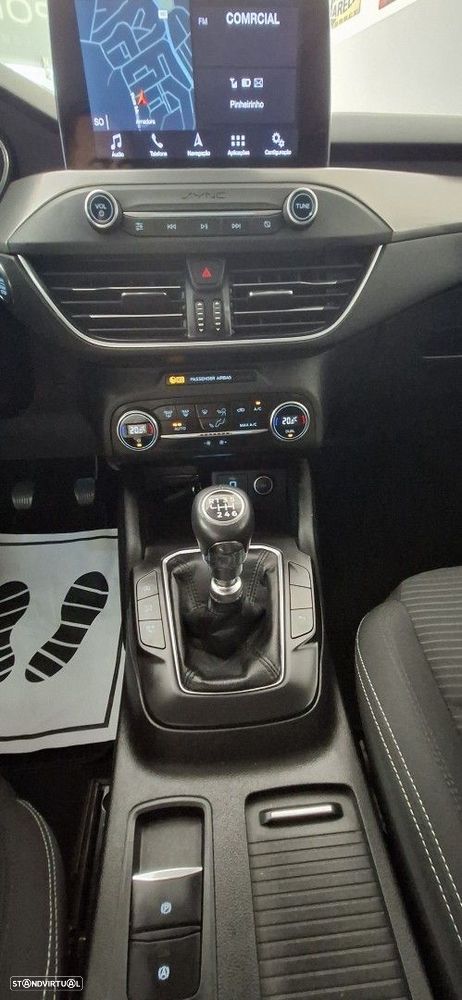 Ford Focus 1.5 TDCi ECOBlue Titanium - 19
