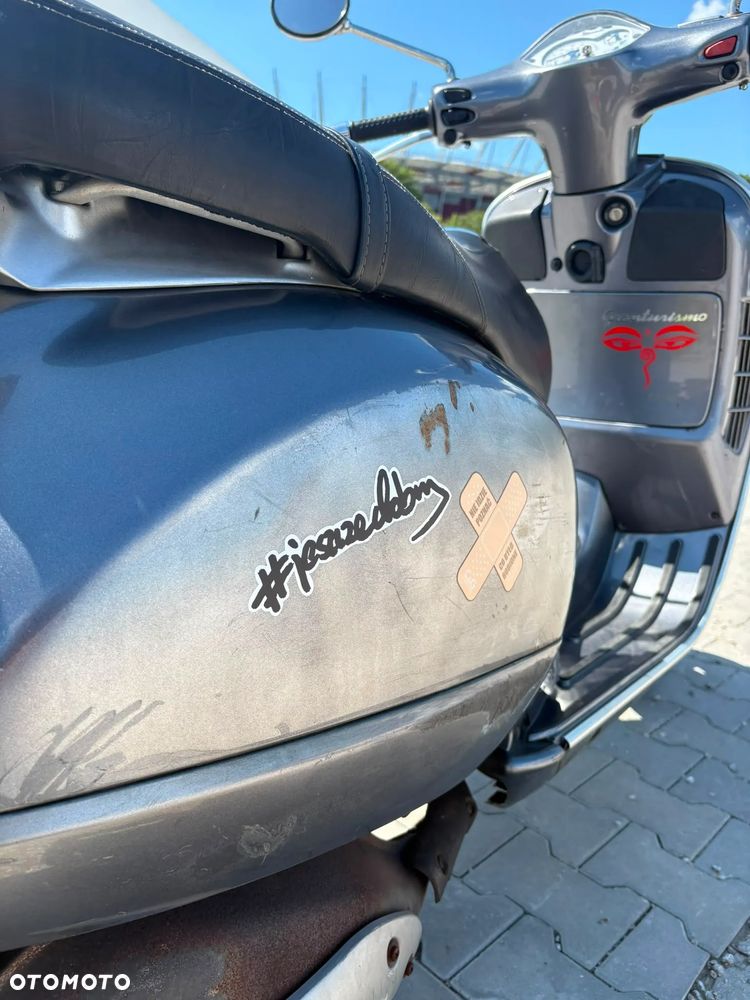 Piaggio Vespa - 10