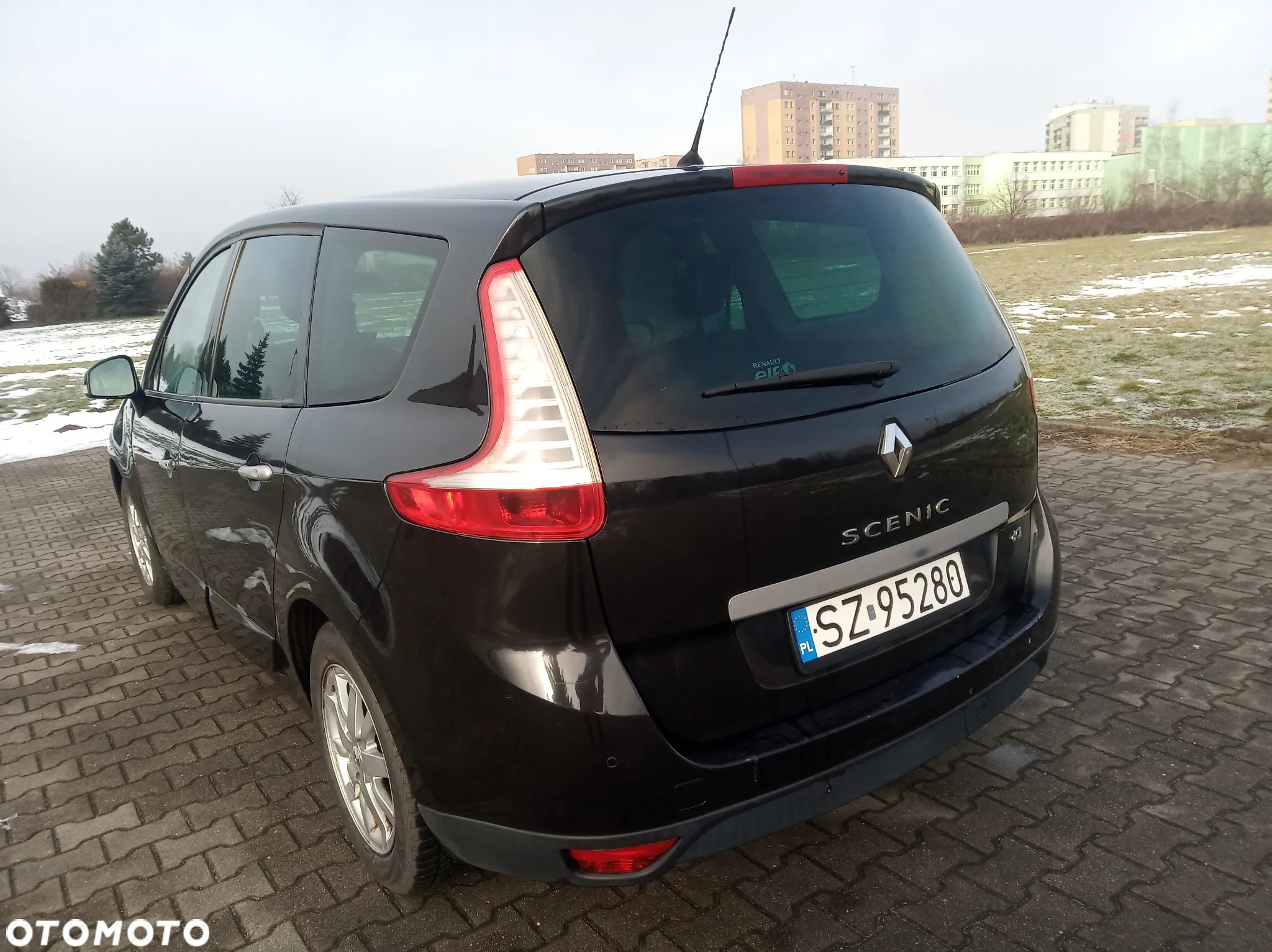 Renault Scenic 1.9 dCi Expression - 11