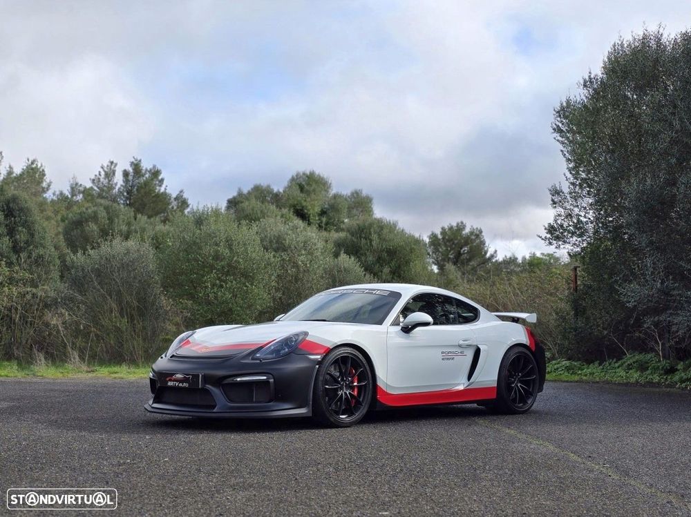 Porsche Cayman GT4 - 9