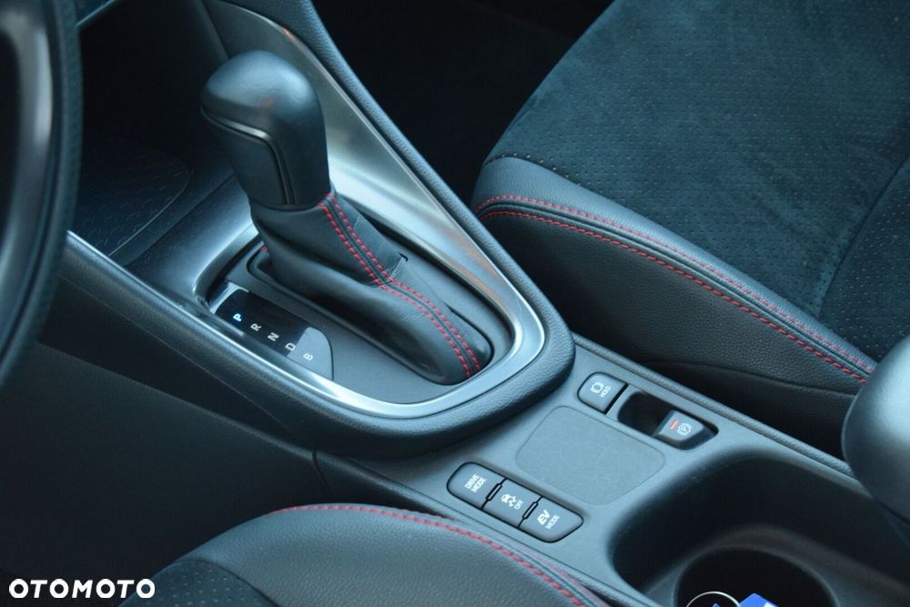 Toyota Yaris - 20