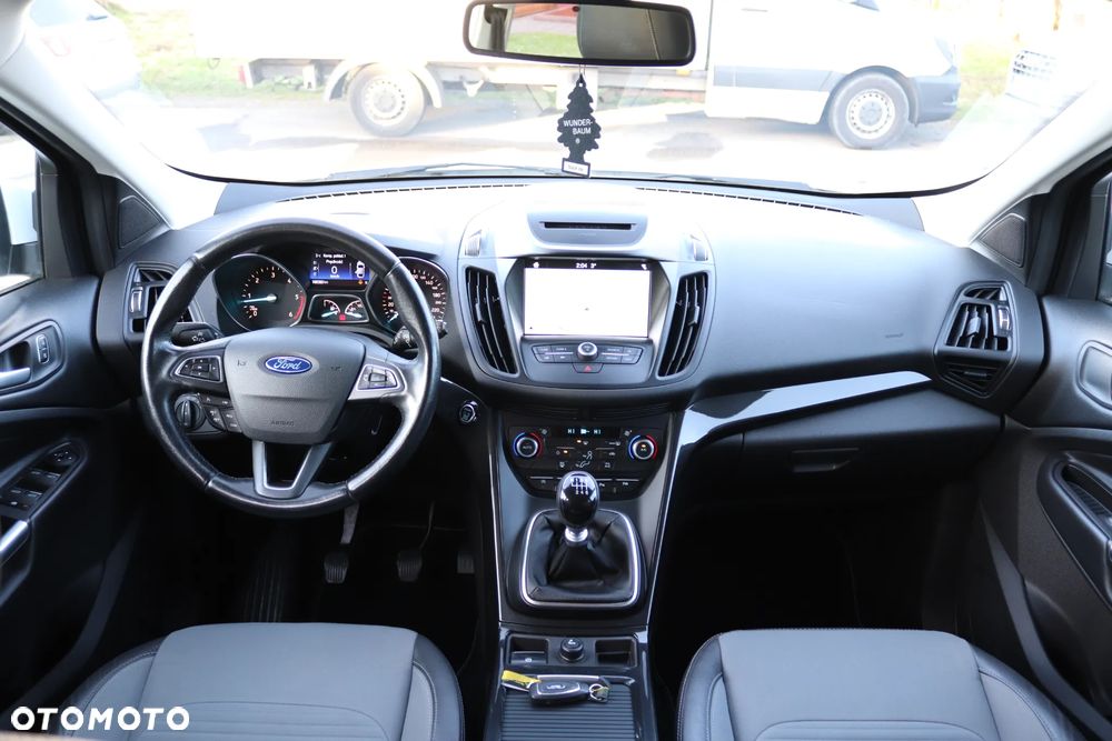 Ford Kuga 2.0 TDCi 2x4 Business Edition - 34