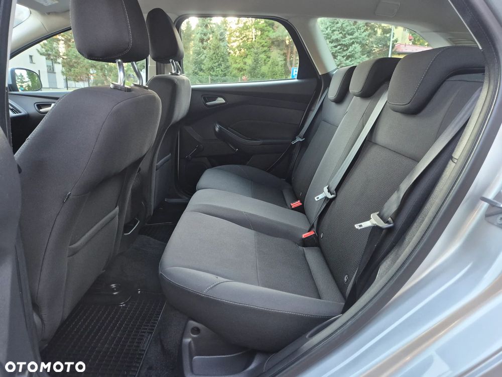 Ford Focus 1.0 EcoBoost Trend Edition Business - 35