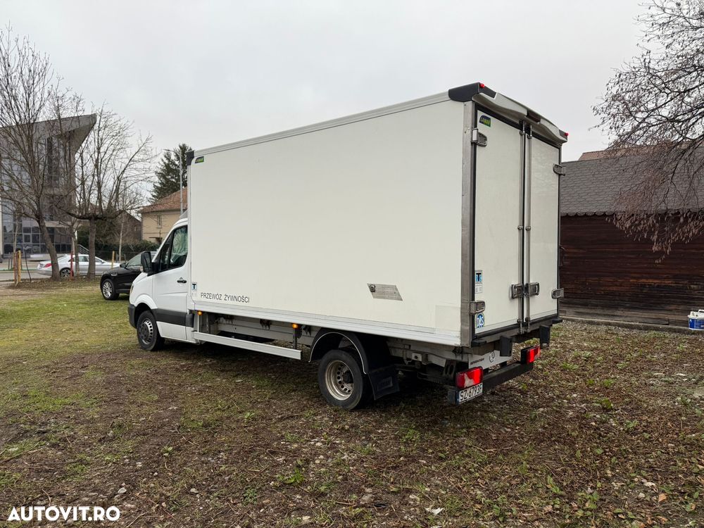 Mercedes-Benz Sprinter - 1