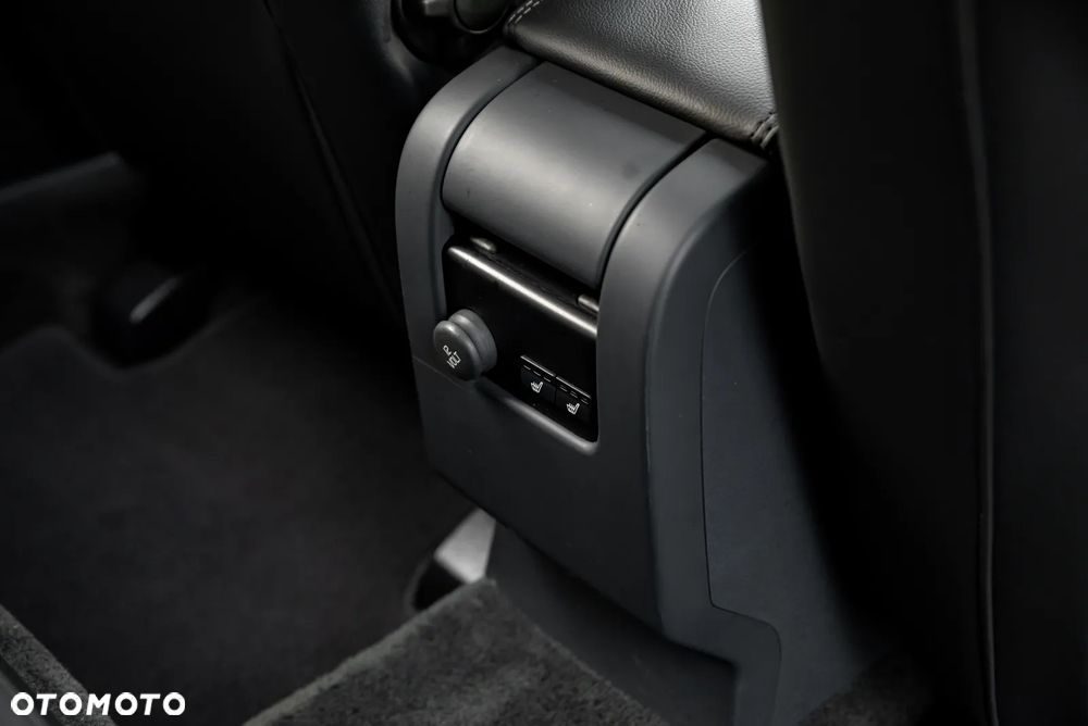 Volvo XC 60 D5 AWD Geartronic Momentum - 25