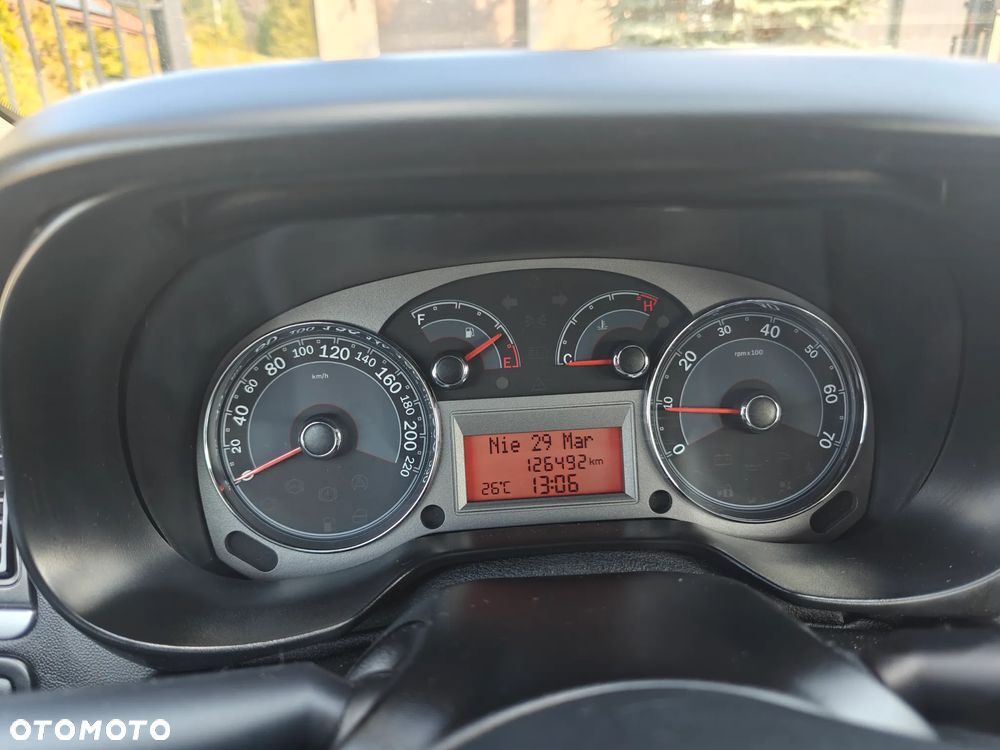 Fiat Linea 1.4 Active Euro5 - 10