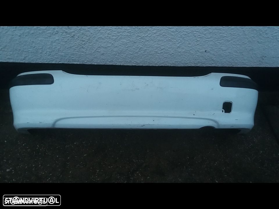 parachoque Nissan almera - 1