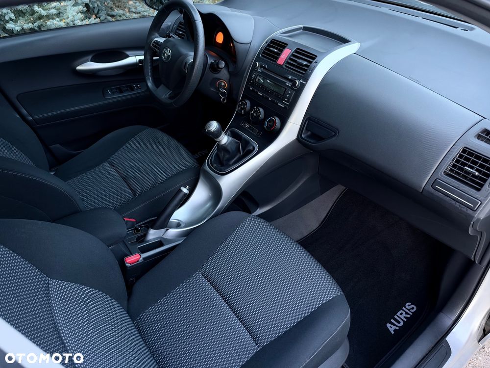 Toyota Auris - 9