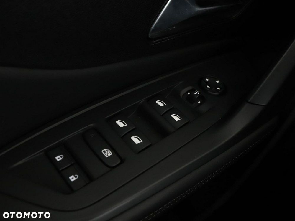 Peugeot 408 1.2 PureTech Allure Pack S&S EAT8 - 39