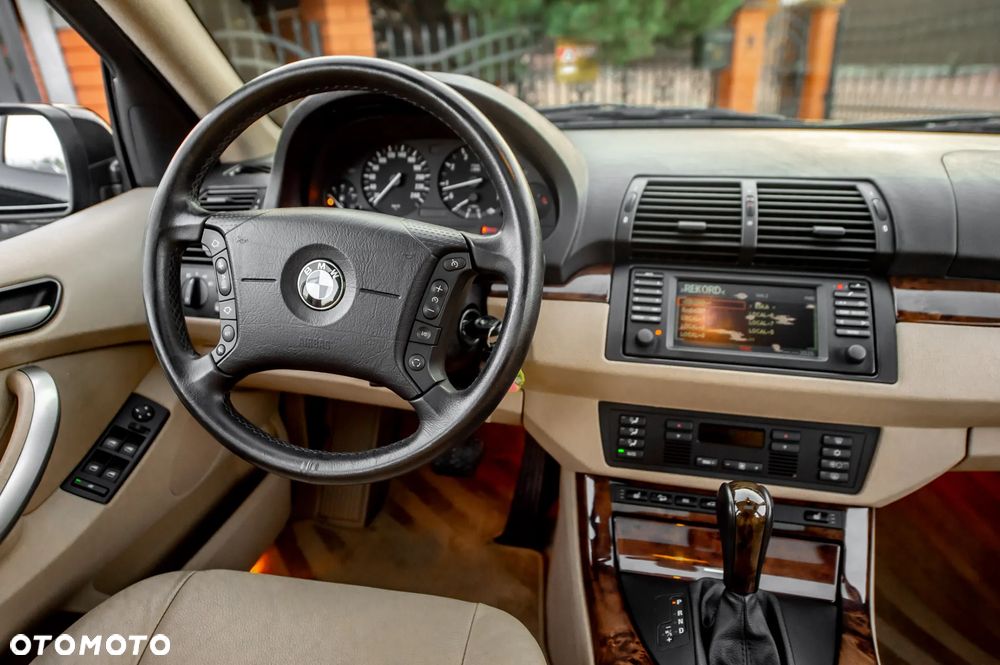 BMW X5 3.0 i Edition Exclusive - 22