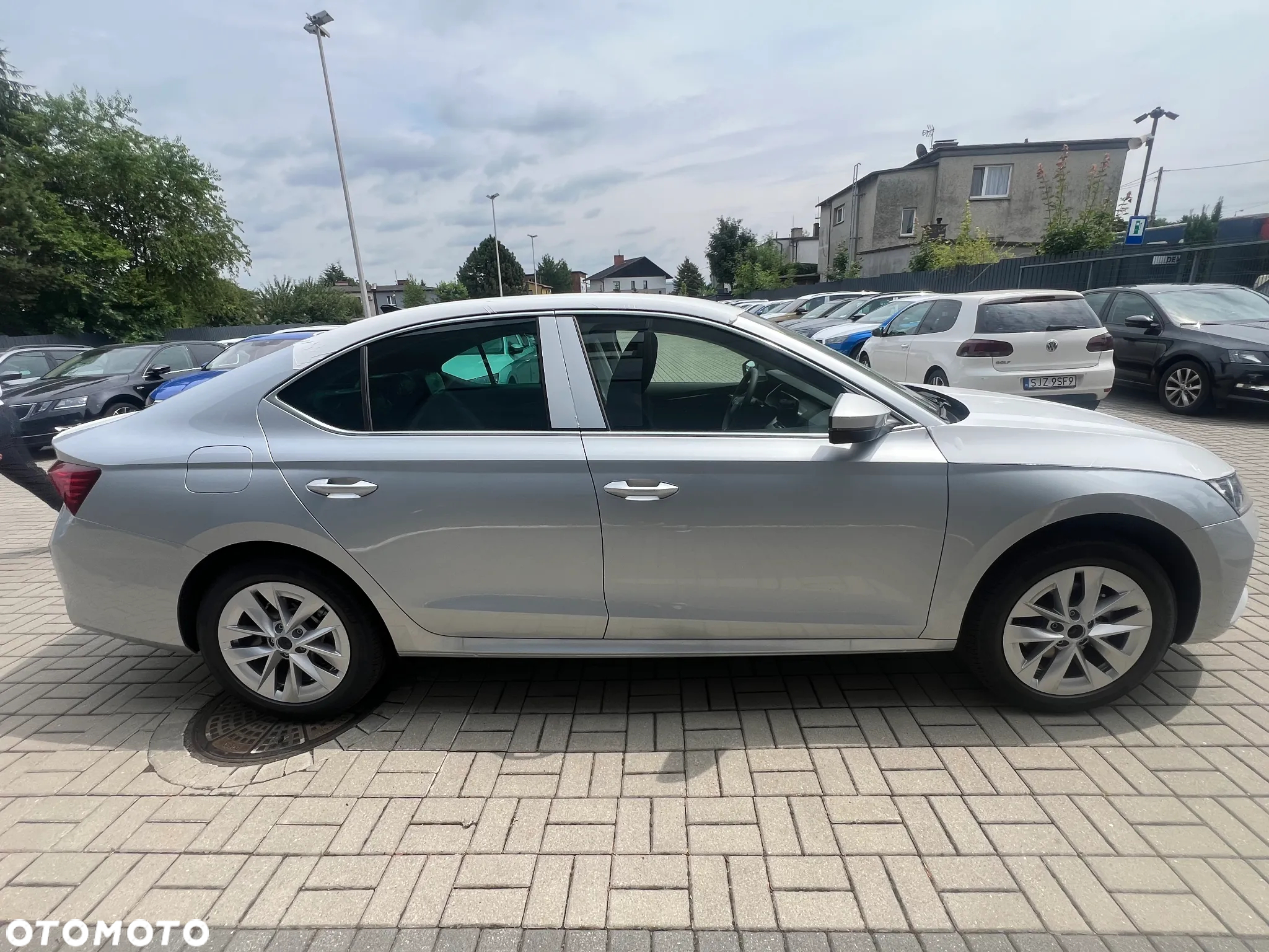 Skoda Octavia 2.0 TDI Edition 130 Selection DSG - 6