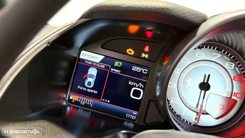 Ferrari 812 Superfast 6.5 V12 - 28