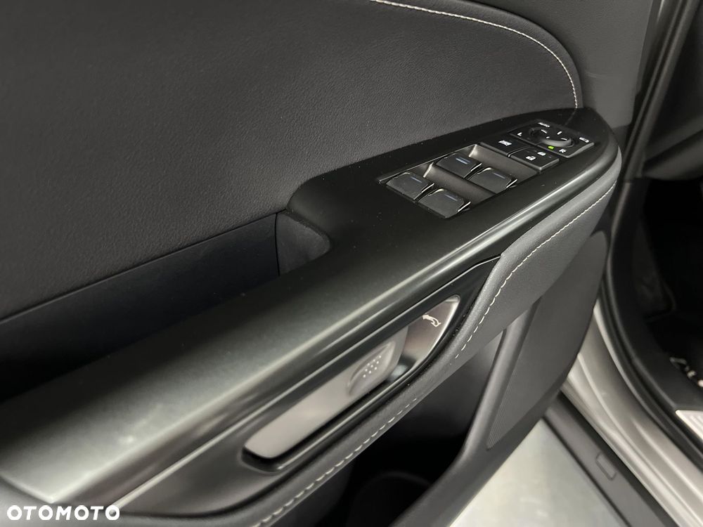 Lexus NX - 23