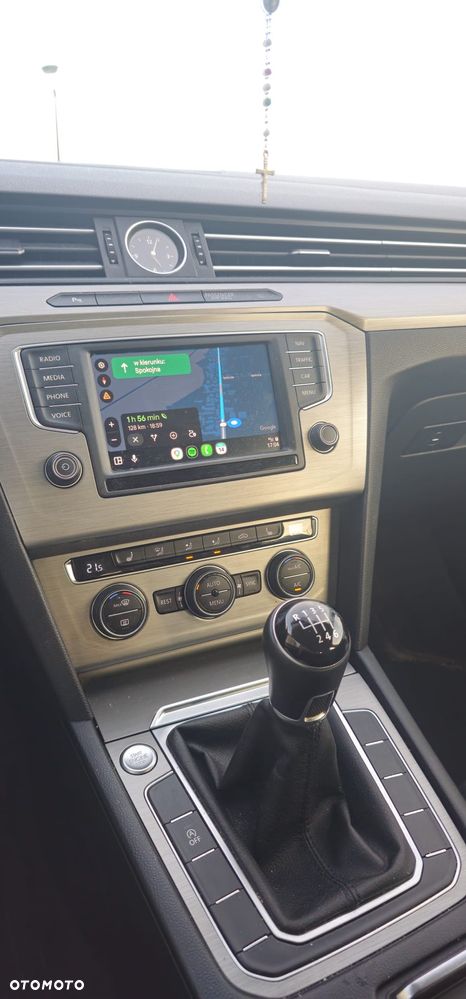 Volkswagen Passat - 10