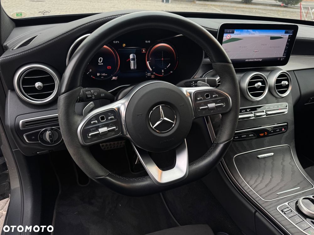 Mercedes-Benz Klasa C 220 d T 9G-TRONIC - 26