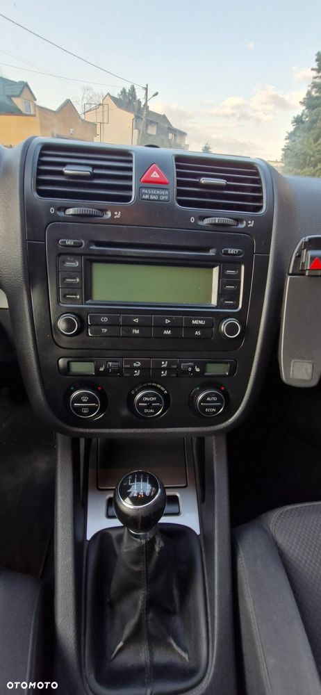 Volkswagen Golf 2.0 TDI Sportline - 13