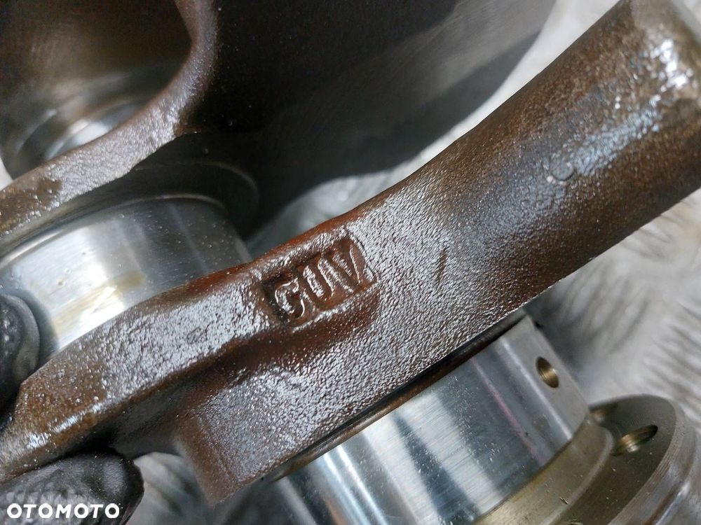 WAŁ KORBOWY CHRYSLER  PACIFICA I 3.5 V6 EGN - 12