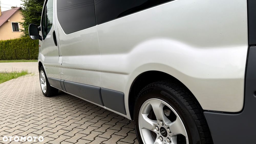 Opel Vivaro - 22
