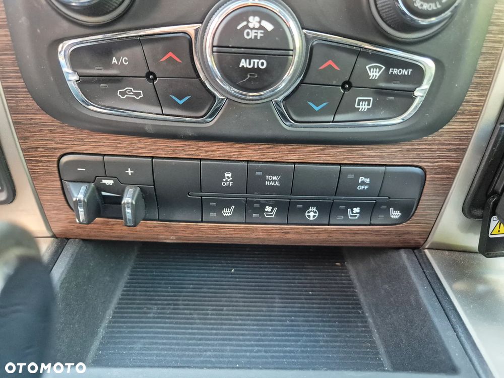 RAM 1500 - 13