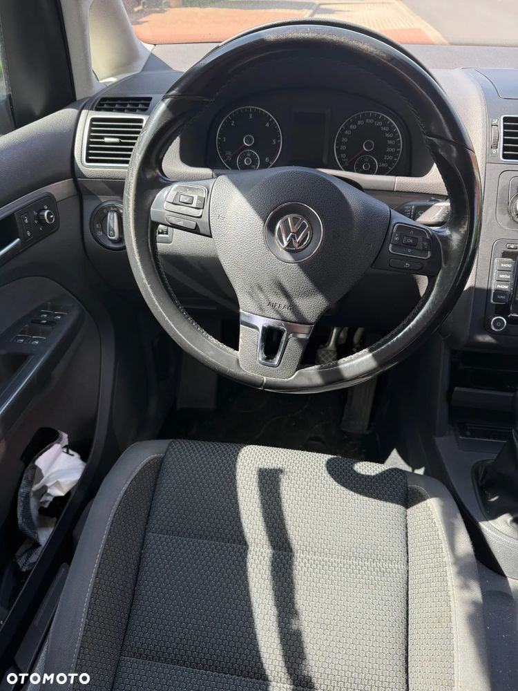 Volkswagen Touran 1.6 TDI DPF Life - 3