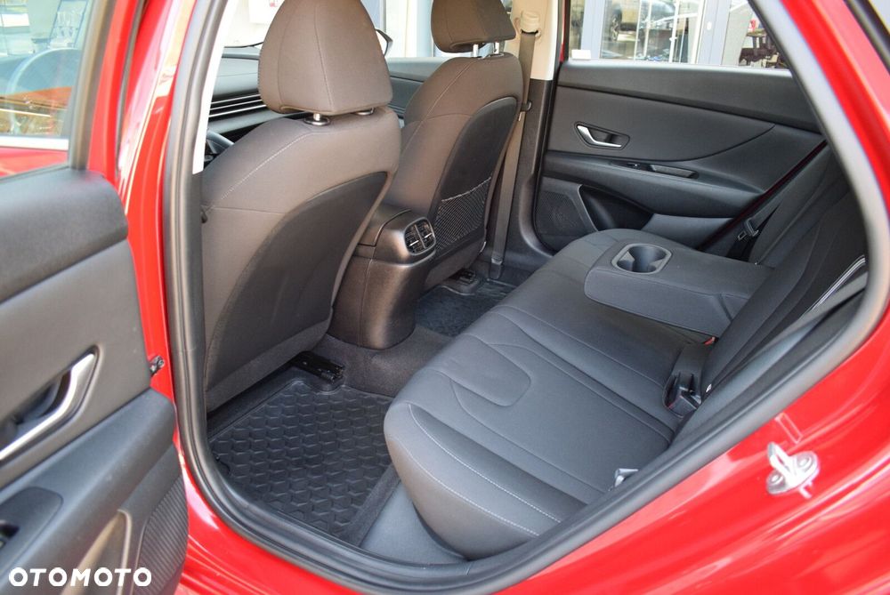 Hyundai Elantra 1.6 Smart - 25