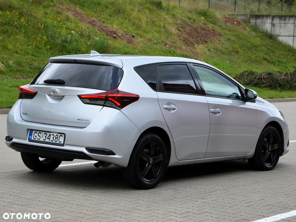 Toyota Auris 1.33 VVT-i Life Comfort - 2