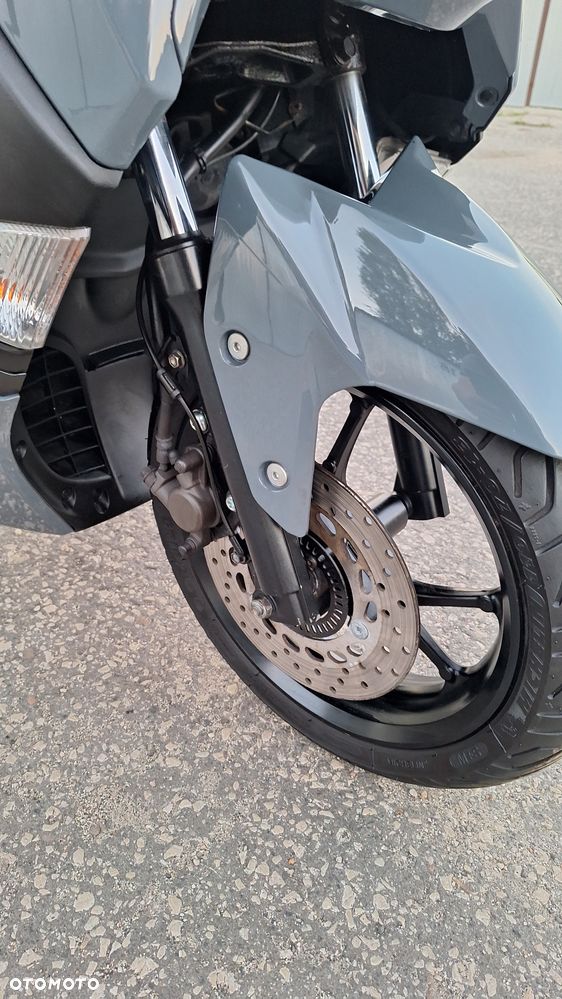 Yamaha NMAX - 19