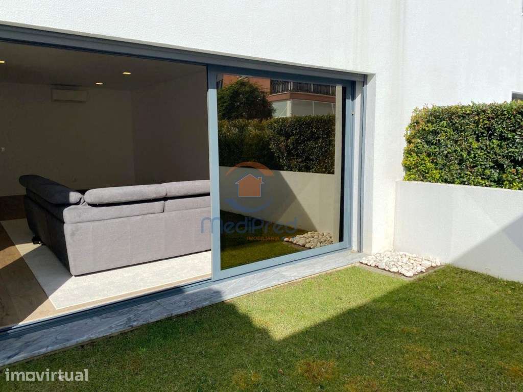 Apartamento T3 com Logradouro de 123 m2 | Condomínio Privado com Pi... - Grande imagem: 2/56
