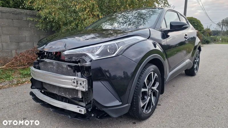 Toyota C-HR 1.2 Turbo Team Deutschland - 11