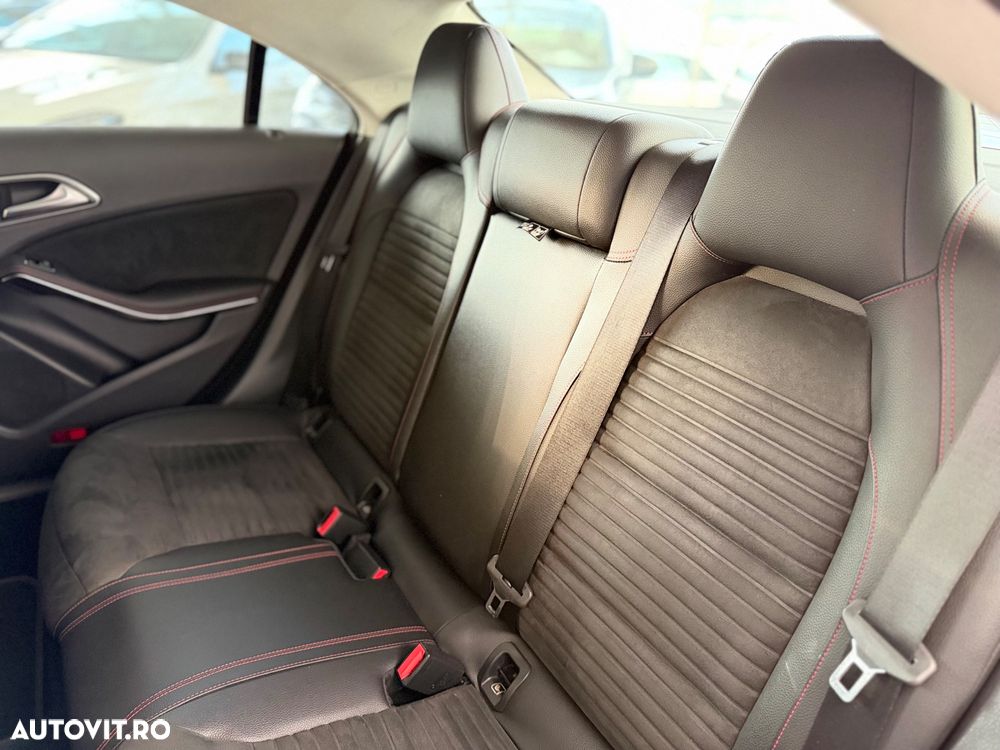 Mercedes-Benz CLA 200 - 38