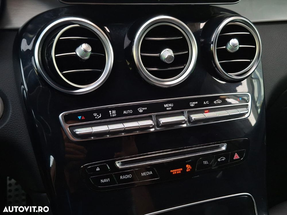 Mercedes-Benz GLC Coupe 220 d 4Matic 9G-TRONIC - 38