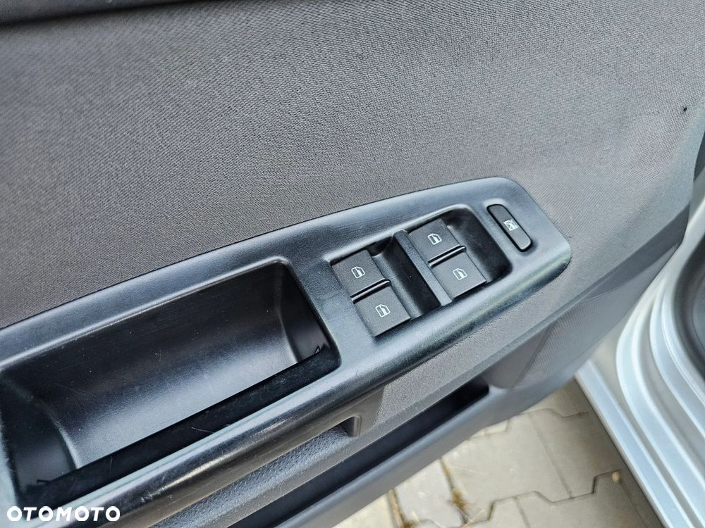 Volkswagen Polo 1.4 Highline - 18