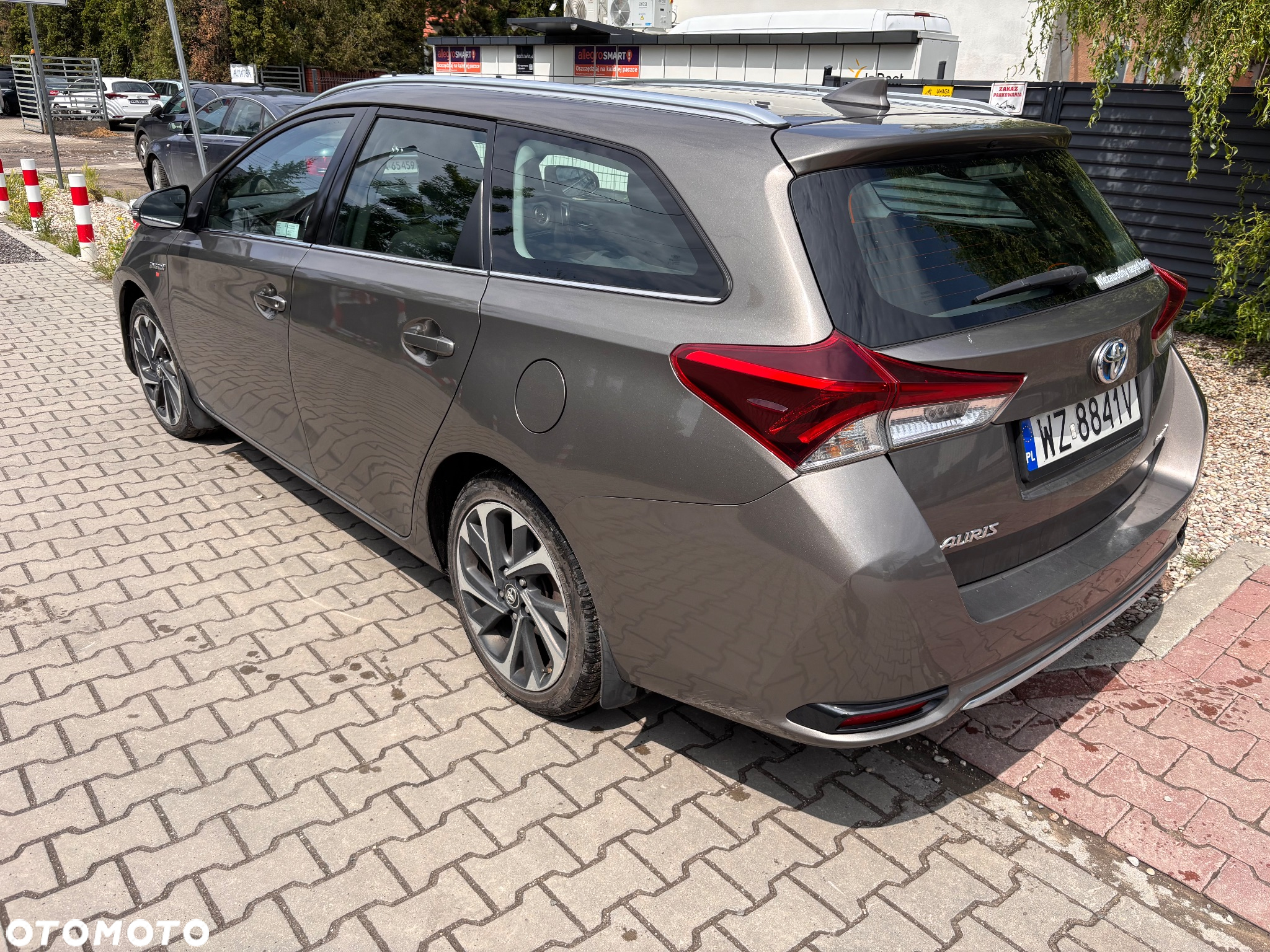 Toyota Auris - 4