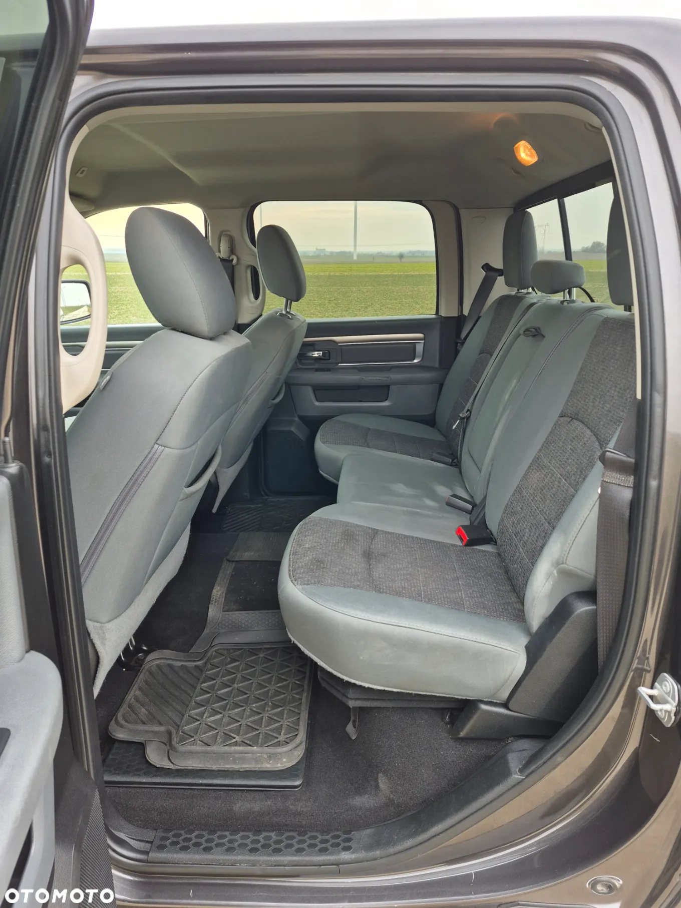 Dodge RAM 1500 5.7 4x4 - 11