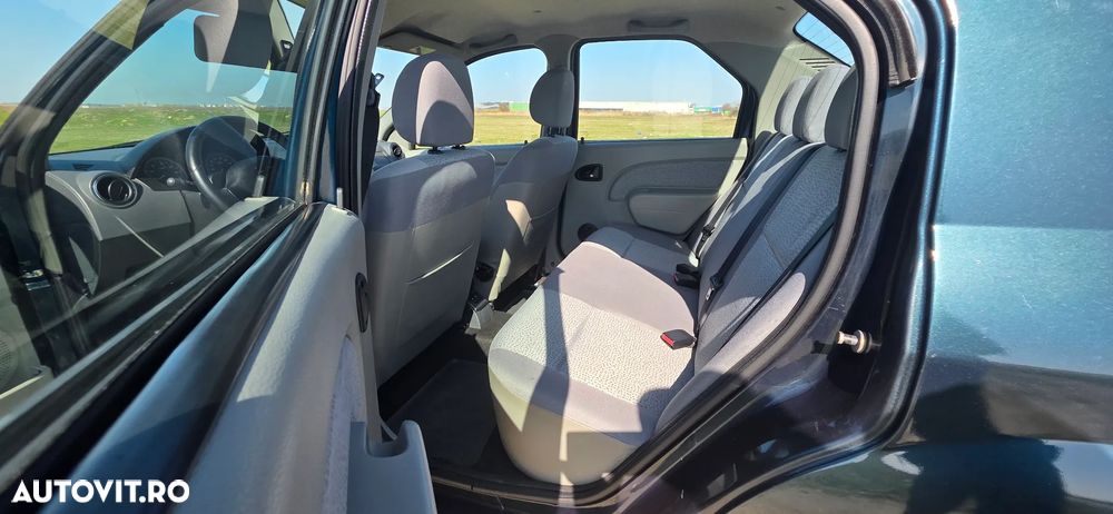 Dacia Logan 1.4 MPI Laureate Plus - 18