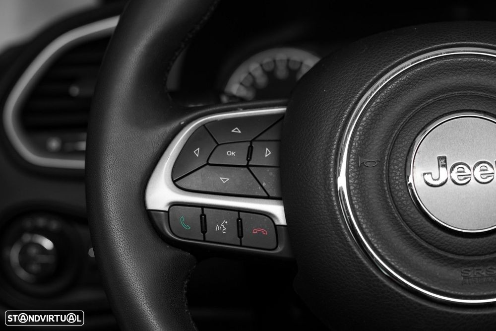 Jeep Renegade 1.4 MultiAir DSG Longitude - 23