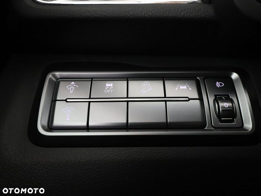 SsangYong/KGM Tivoli Grand 1.5 T-GDi 2WD Amber - 34