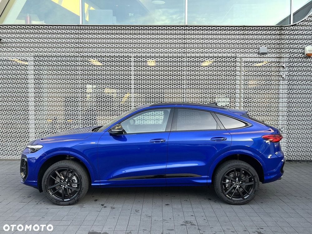 Audi Q5 Sportback - 6
