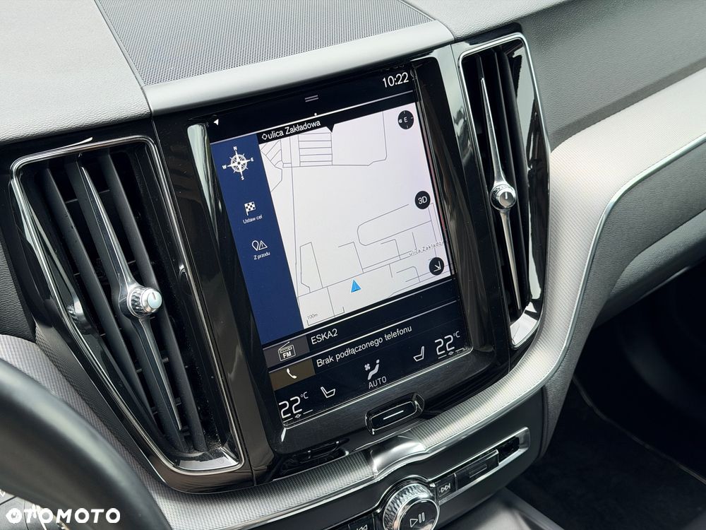 Volvo XC 60 T4 R-Design - 15