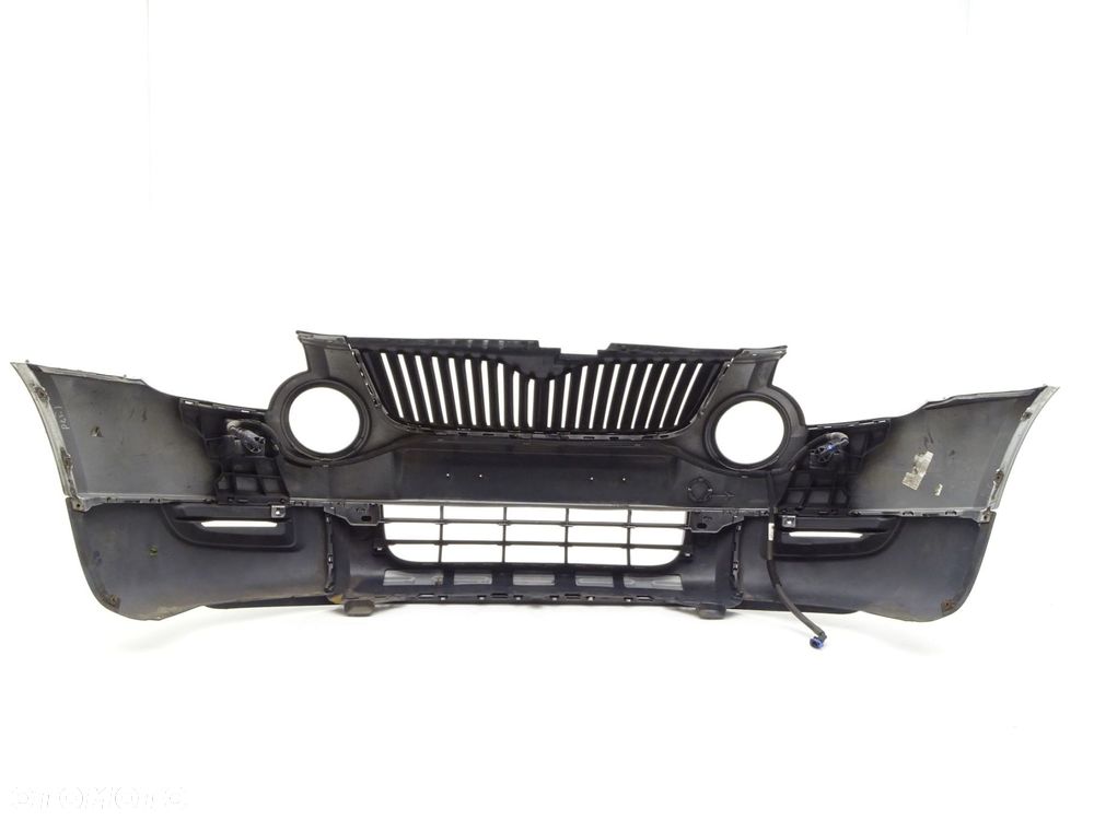 Zderzak przód przedni grill atrapa la7w kpl 5l0807221 skoda yeti i 5l - 8