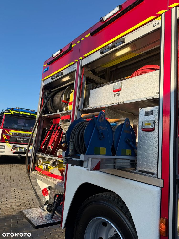 Mercedes-Benz Mercedes Atego GBA Wóz Strażacki 3t wody, Wysokie prześwity, Maszt oświetleniowy - 14